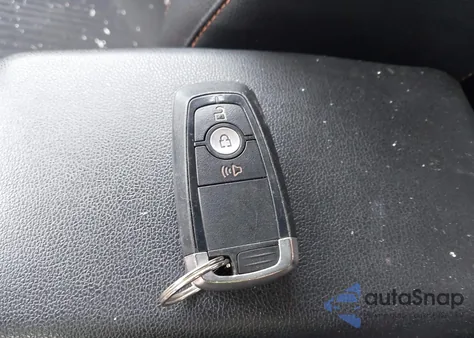 2018 Ford Ecosport Ses z USA, uszkodzony, nr VIN MAJ6P1CL7JC177488